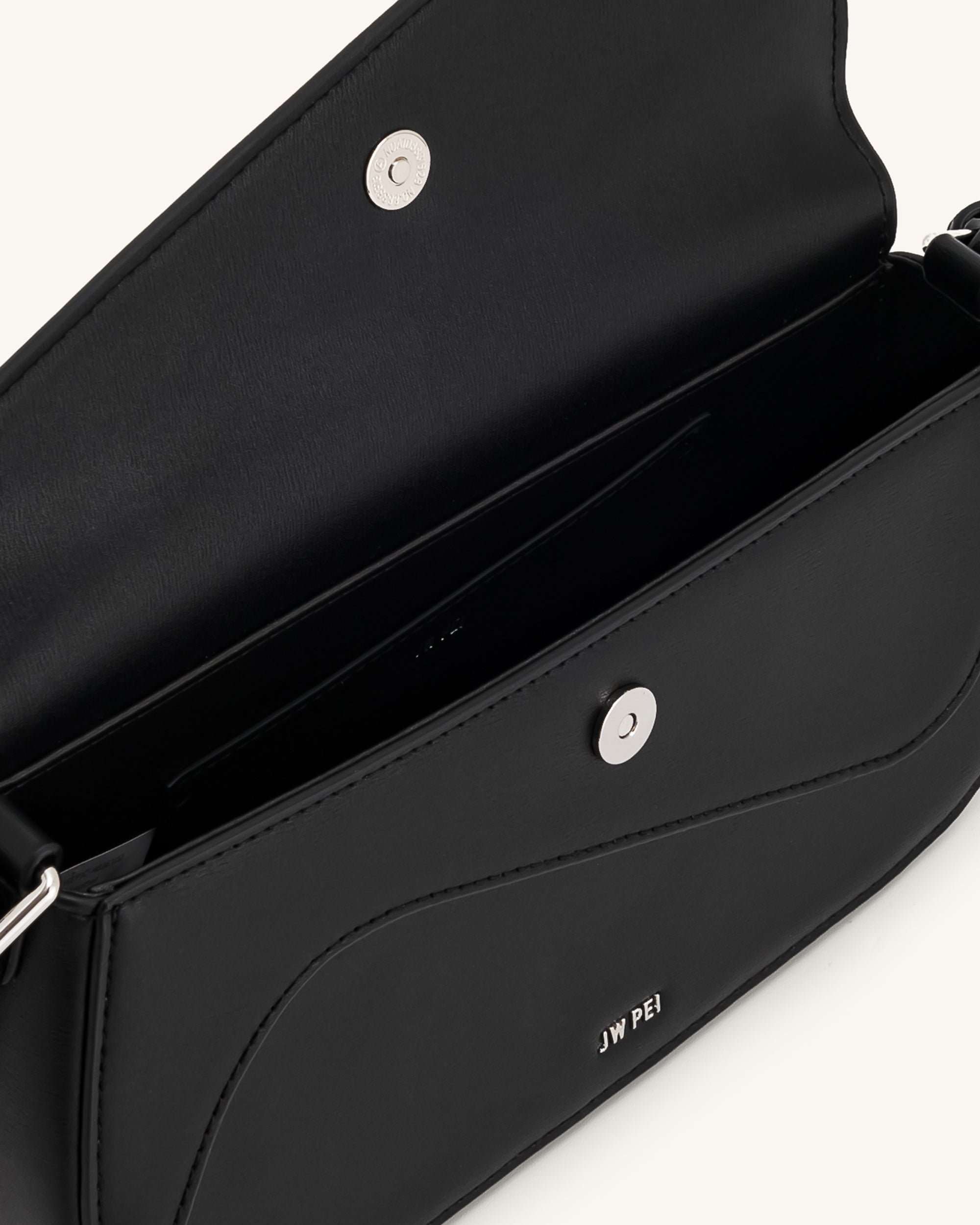 Addisyn Shoulder Bag - Black - Image 5
